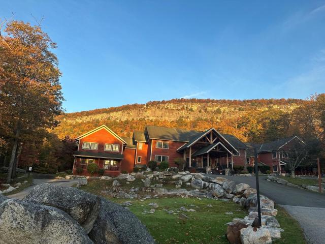 Minnewaska Lodge