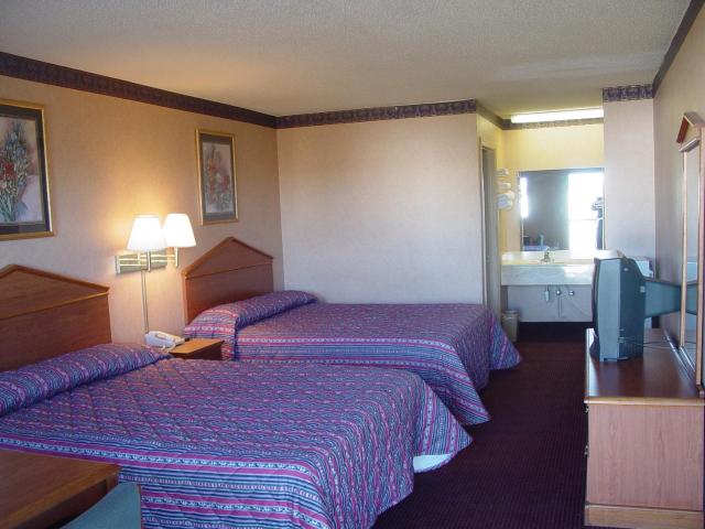 Garden Inn & Suites