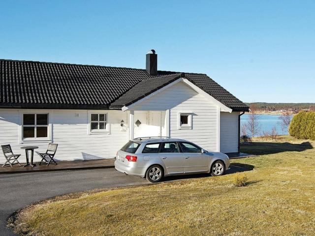 6 person holiday home in tomrefjord