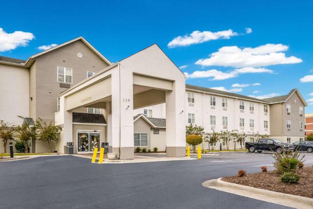 Sleep Inn & Suites Jacksonville near Camp Lejeune