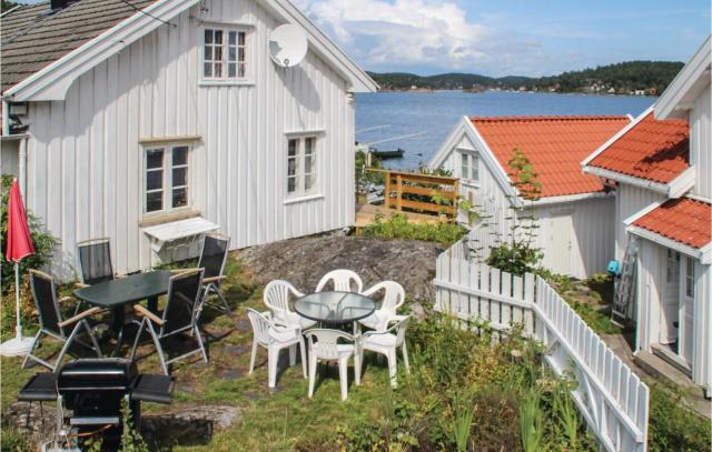 Amazing Home In Staubø With Wifi