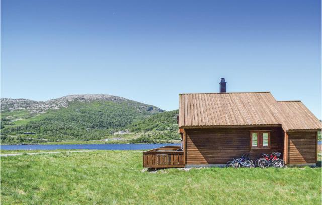 Cozy Home In Vikeså With House A Mountain View