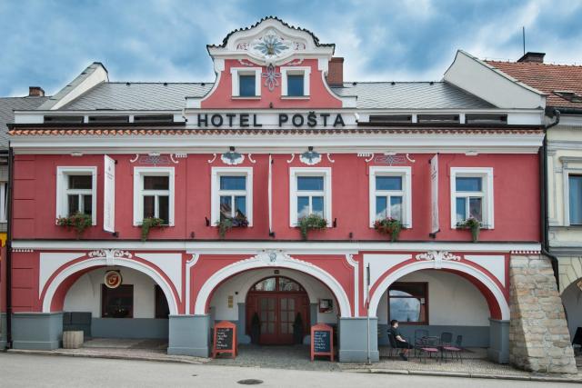 Hotel Pošta