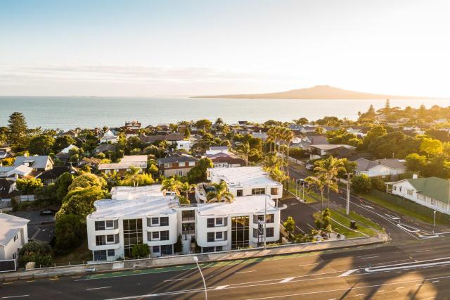 Carnmore Hotel Takapuna