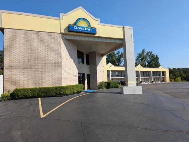 Days Inn by Wyndham Arcadia - Louisiana LA