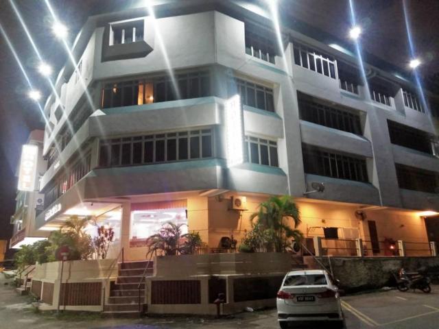 Hotel Sri Sutra PJ 222