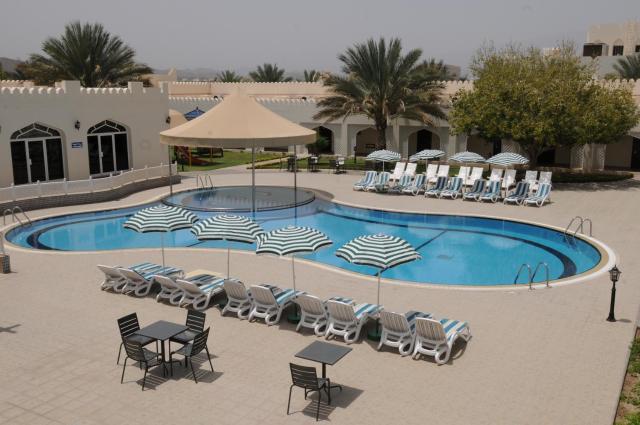 Falaj Daris Hotel