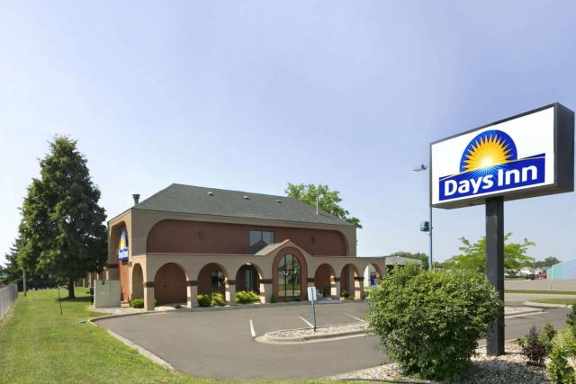 Days Inn by Wyndham Willmar