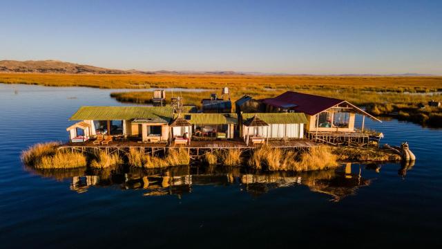 Uros Titicaca Lodge