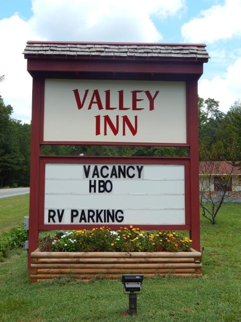 Valley Inn - Hamilton Ga