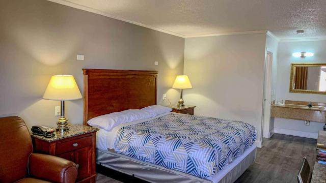 Motel 6 Newport News, VA – Fort Eustis