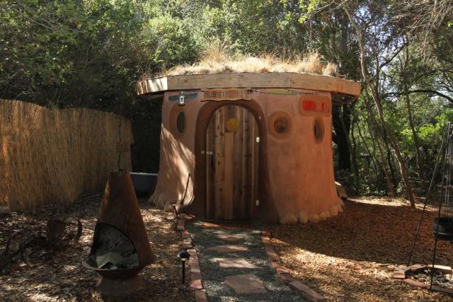 Hobbit Hut