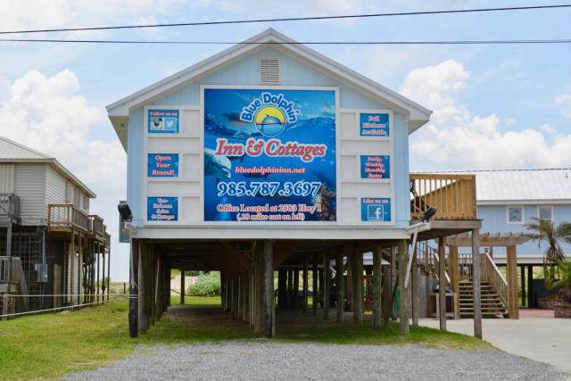 Blue Dolphin Inn and Cottages