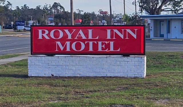 Royal Inn Motel