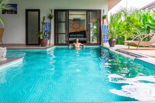 LUXURY VILLA ELENA with POOL and BREAKFAST IN LIO EL NIDO